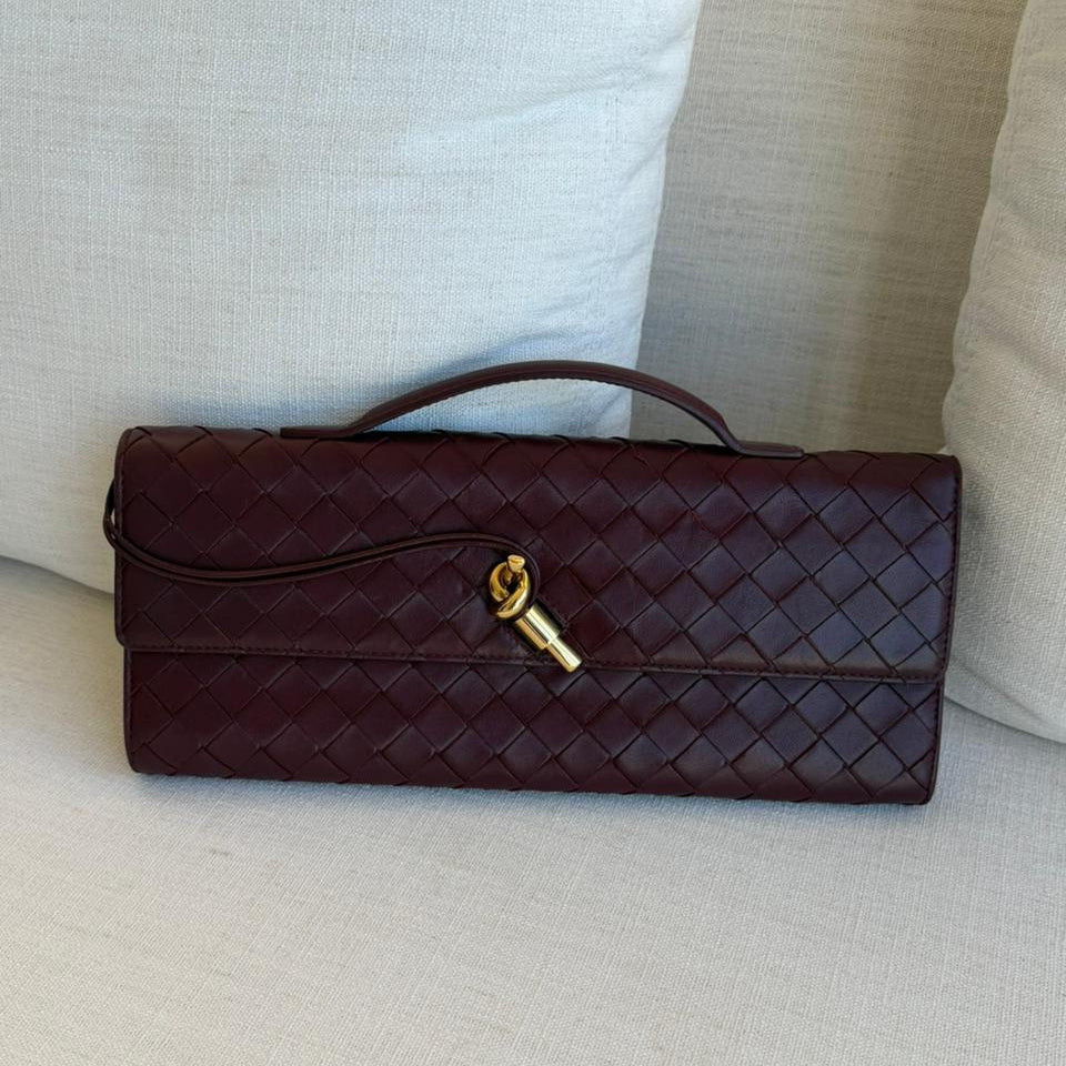 Clutch Bottega Veneta Andiamo Vinho
