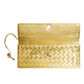 ⁠Bolsa Bottega Veneta Andiamo Clutch Dourada