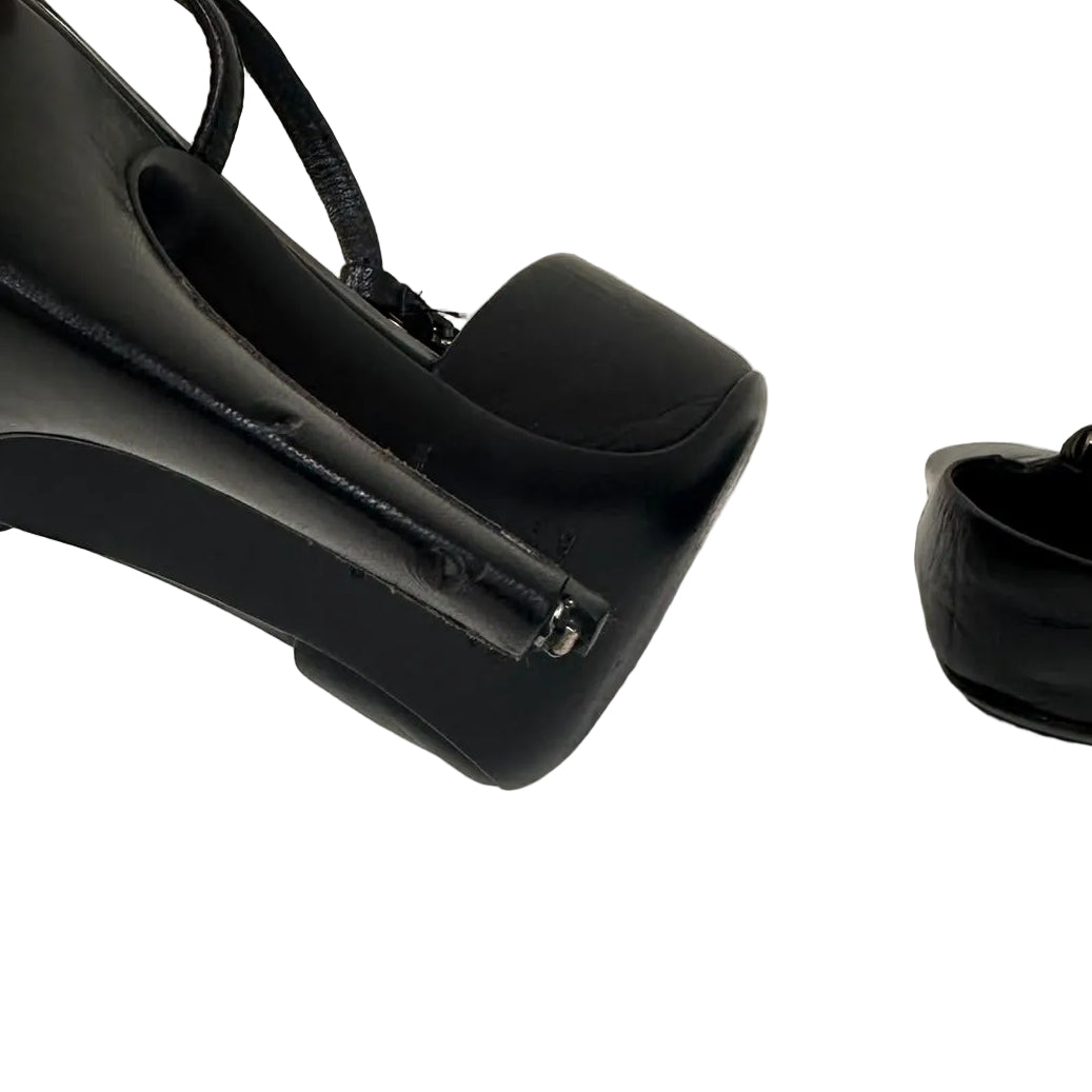 Sapato Prada Couro Preto Tam 35 BR