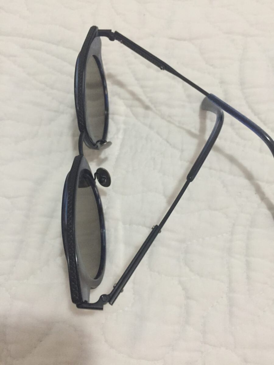 Oculos Bottega Veneta moderno