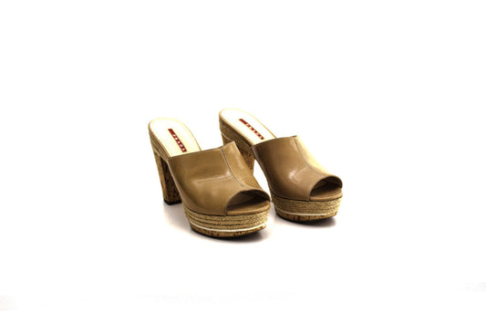 Sandália Prada Plataforma Nude Tam. 38,5