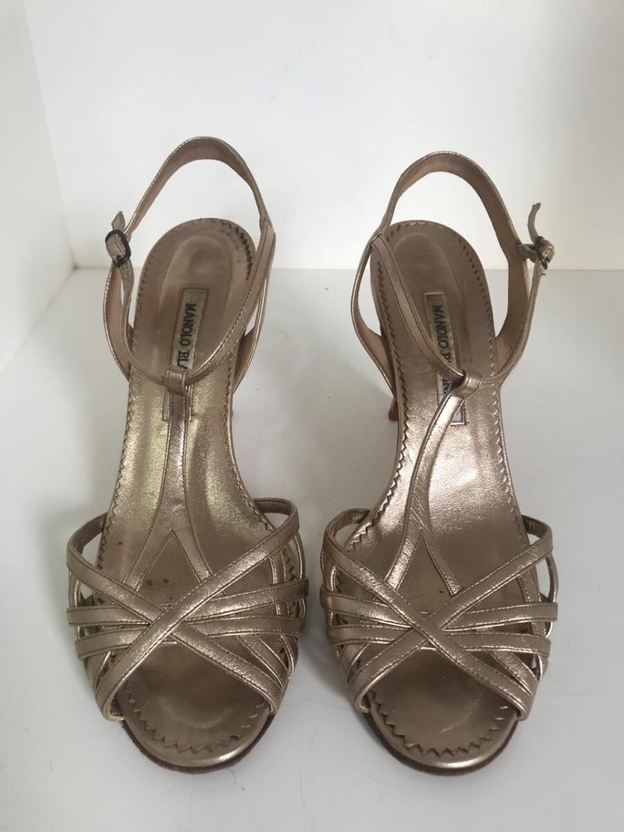 Sandália Manolo Blahnik dourada, sola 39