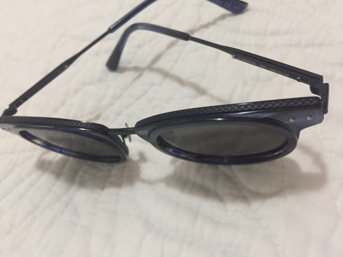 Oculos Bottega Veneta moderno