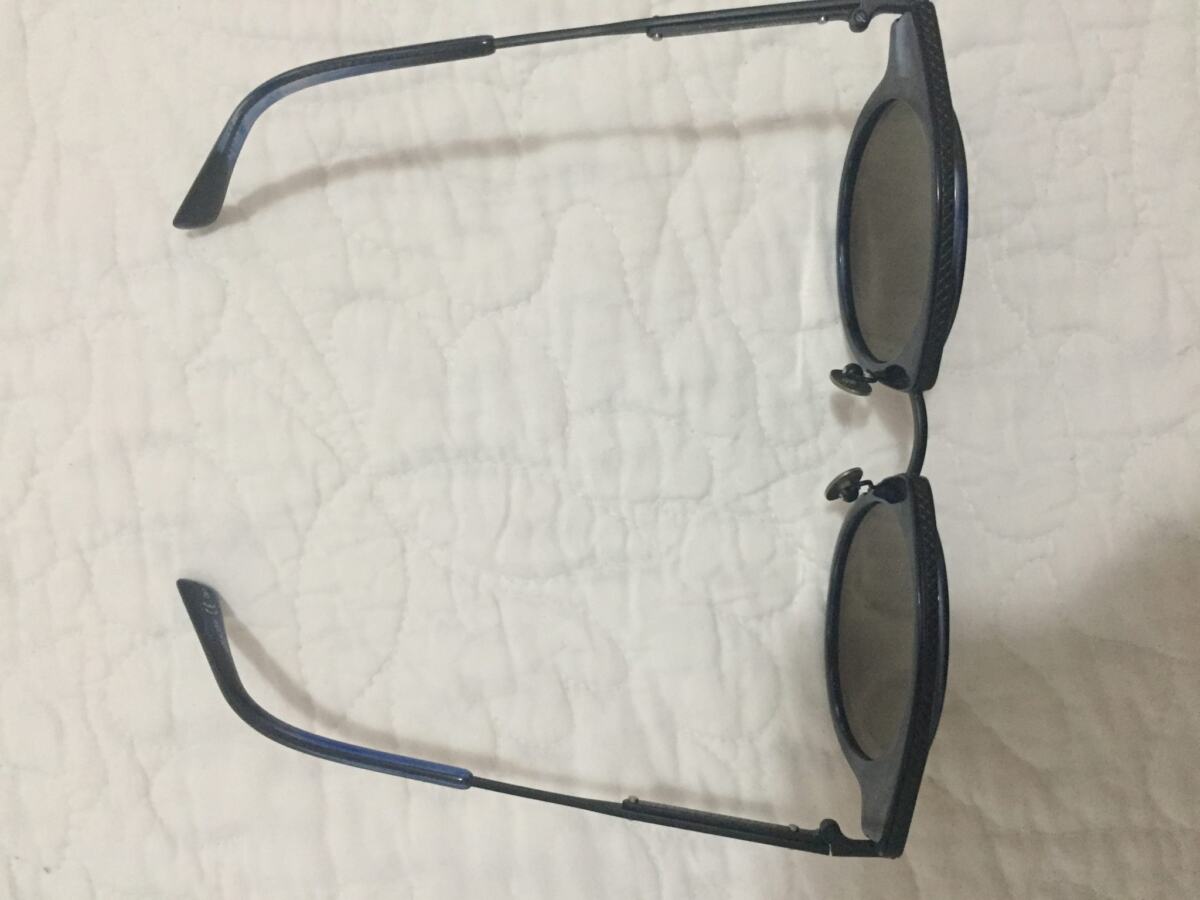 Oculos Bottega Veneta moderno