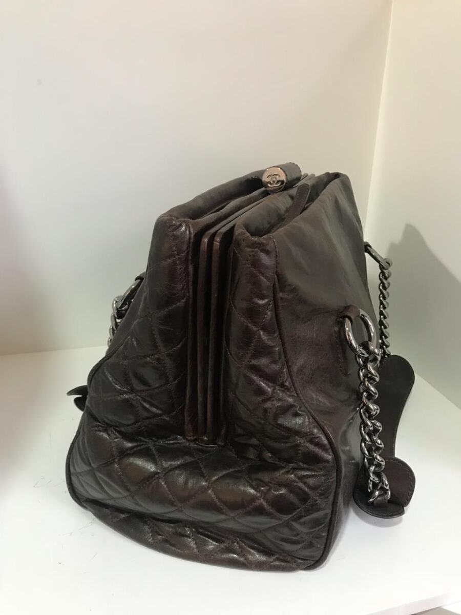 Bolsa Chanel marrom