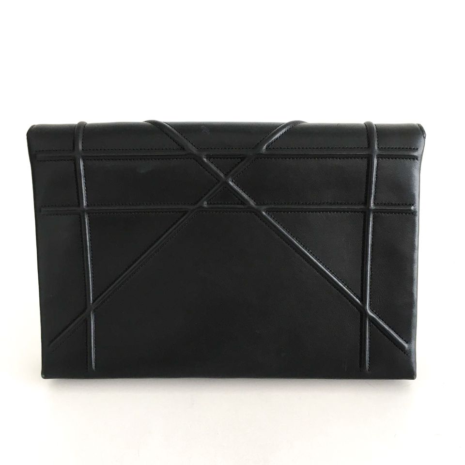 Clutch Dior Preta