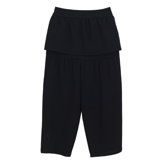 Calça Paula Raia Preta com Saia por Cima Tam.36