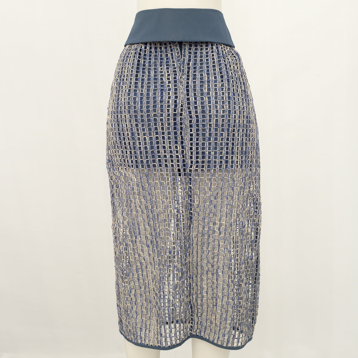 Saia Paula Raia Azul Marinho e Branca Texturizada Tam. 36