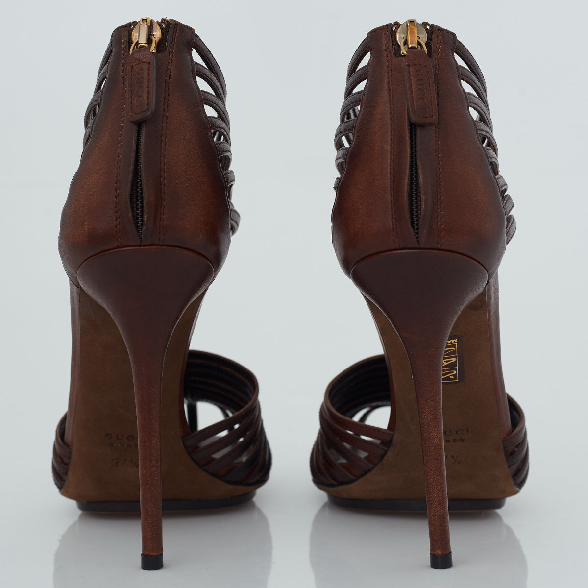 Sapato Gucci Couro Marrom Tam. 37,5
