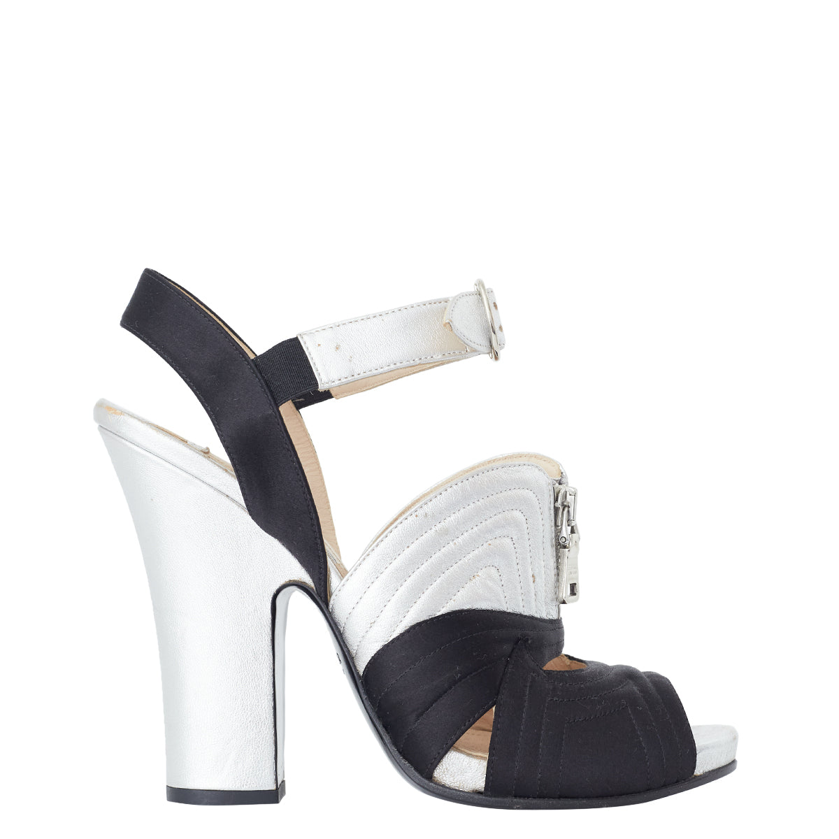 Sandália Prada Couro Prata e Preto Tam. 39