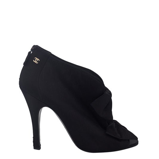 Ankle Boot Chanel Cetim Preto Tam. 40