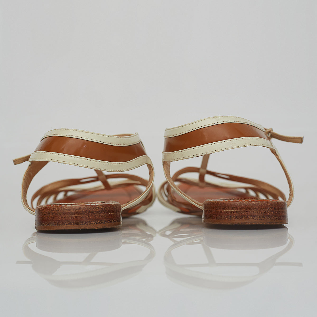 Rasteirinha Alexandre Birman Verniz Bicolor Tam. 40,5