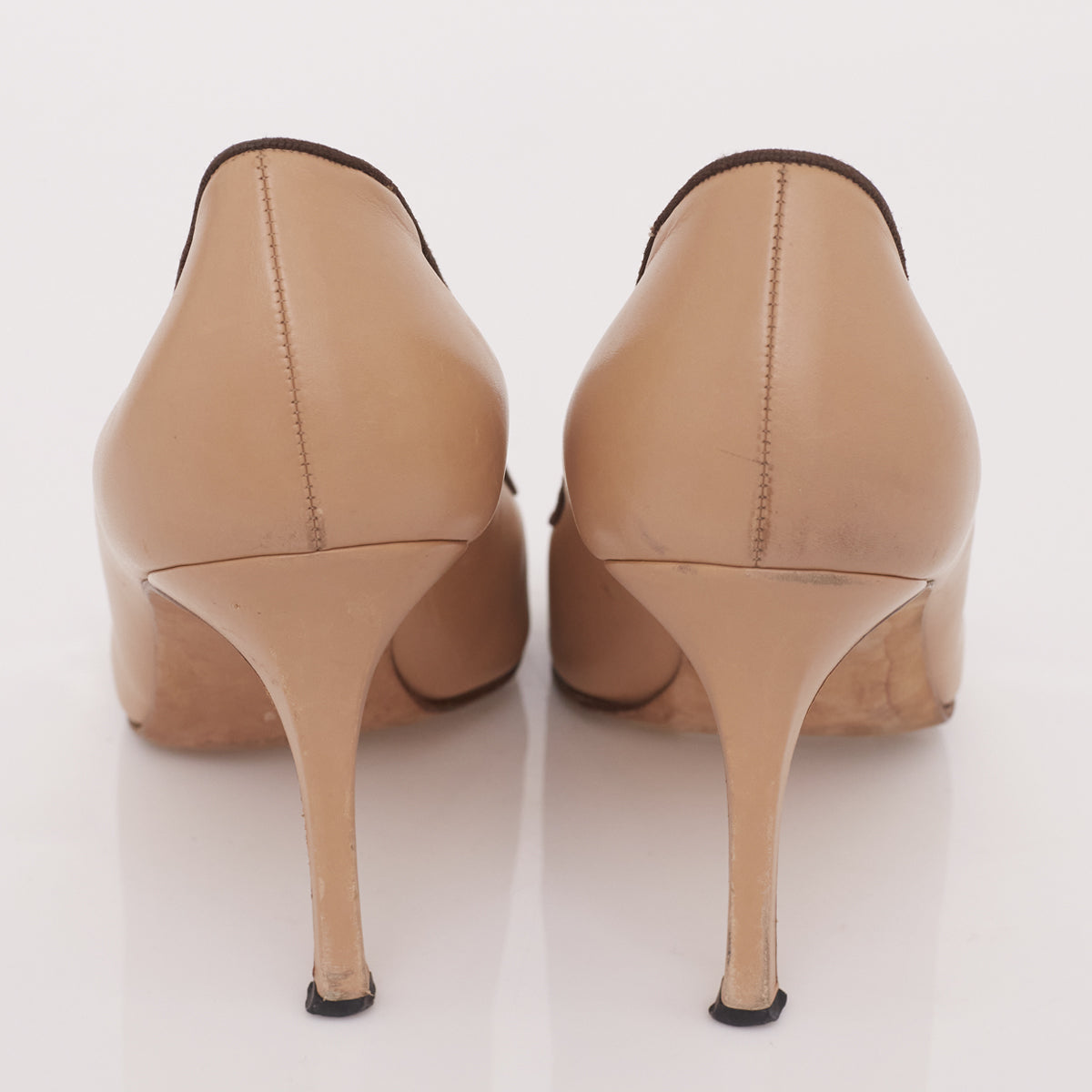 Peep Toe Manolo Blahnik Couro Nude Tam. 39