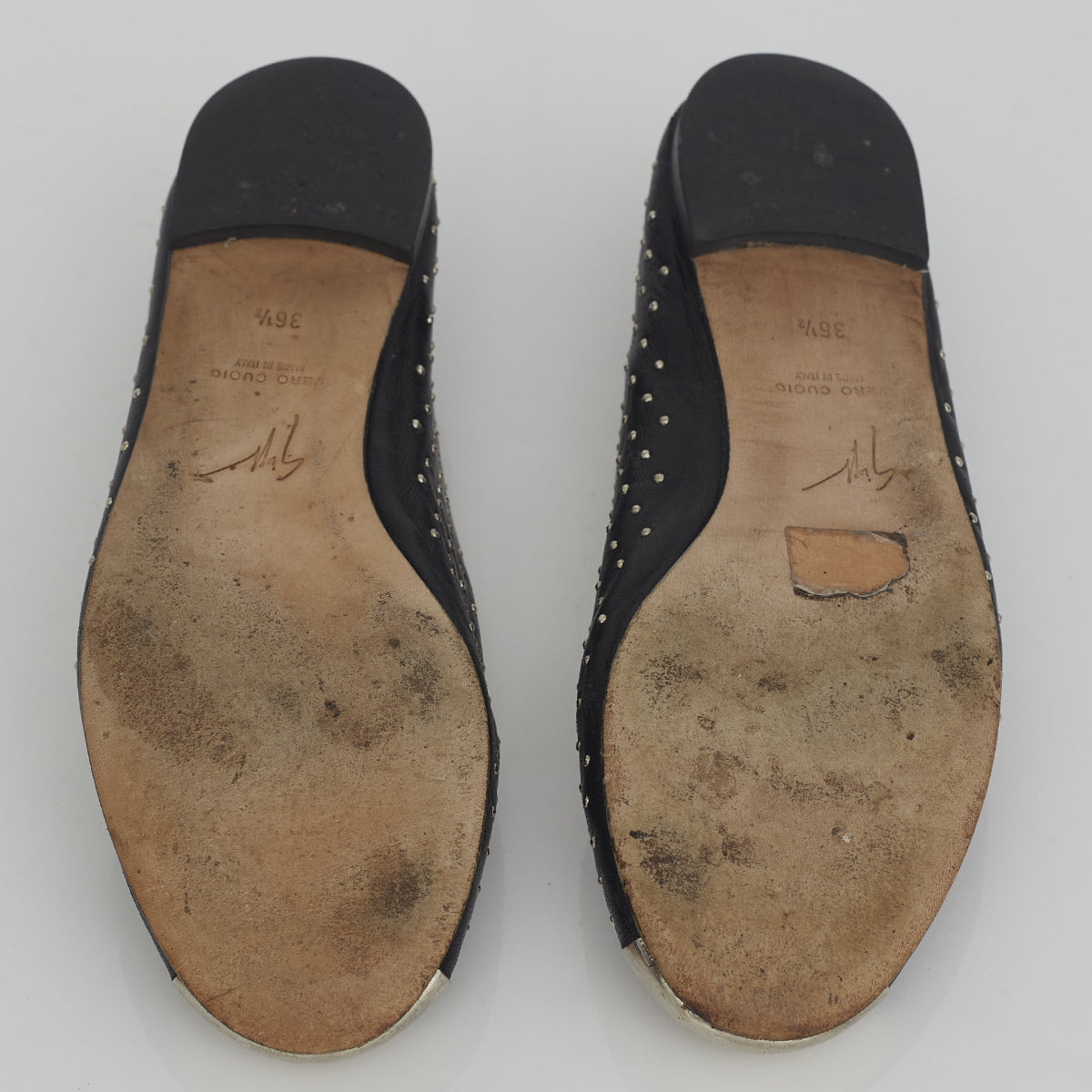 Sapatilha Giuseppe Zanotti Preta e Prata Tam. 36,5