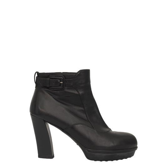 Bota Tods Cano Baixo Preta Tam. 39