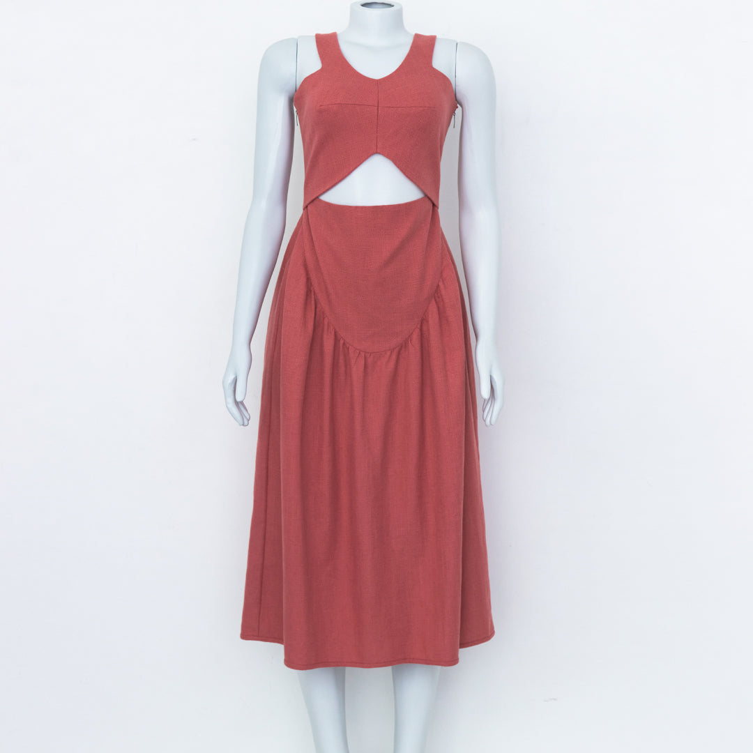 Vestido Paula Raia Goiaba c/ Recorte Frontal Tam. 38