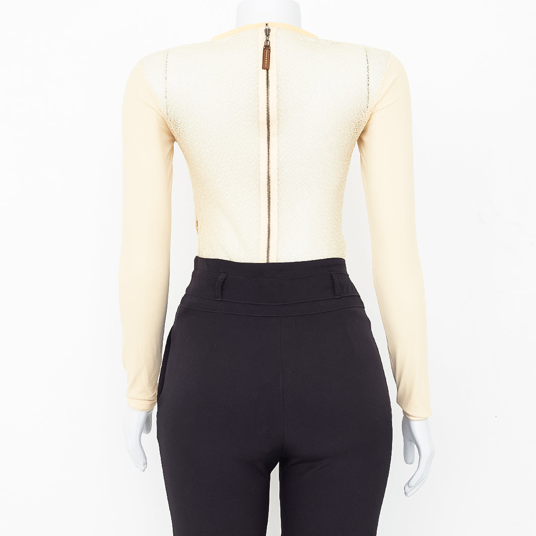 Body Paula Raia Creme com transparência em V Tam. P