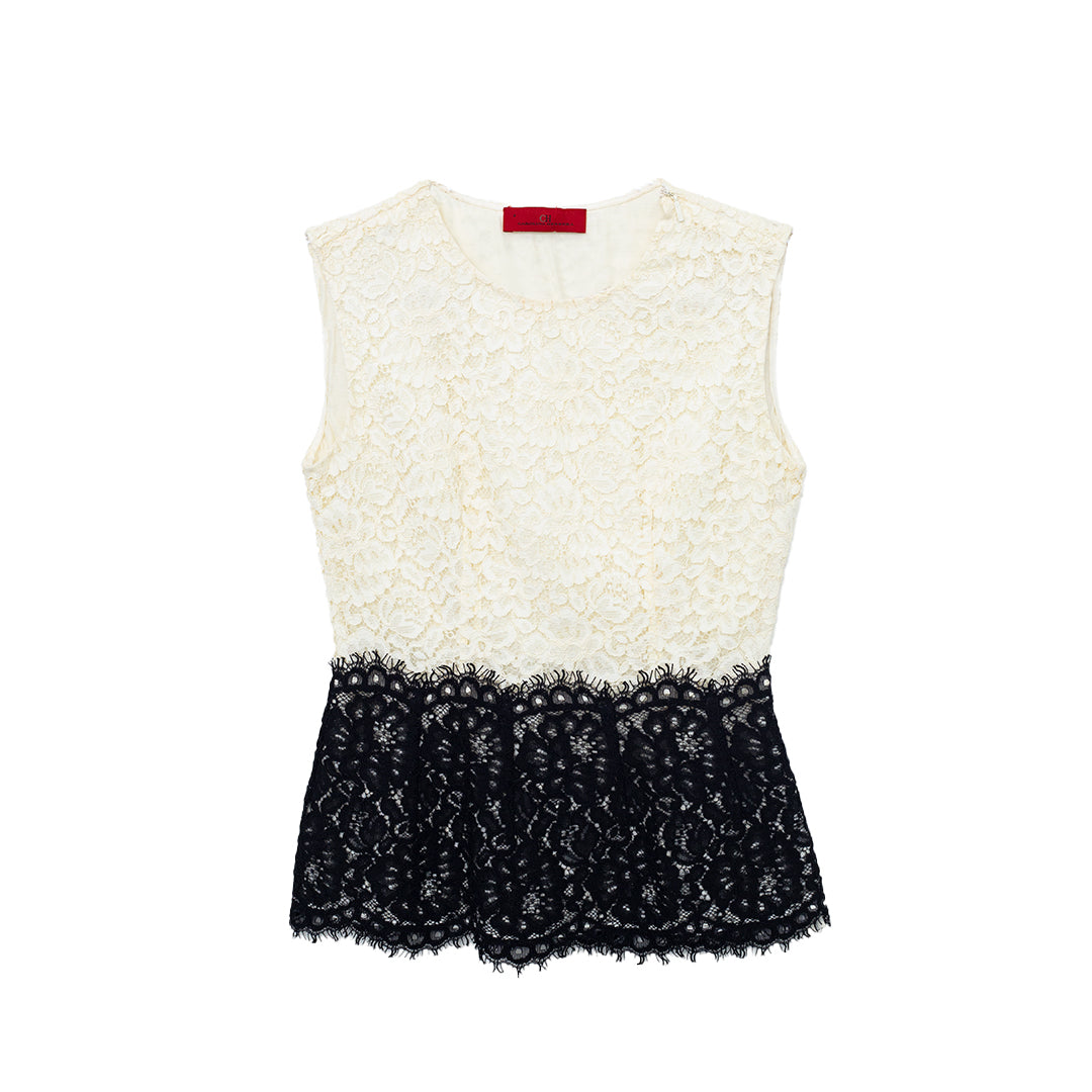 Regata Carolina Herrera em Renda Branca e Preta Tam. 32