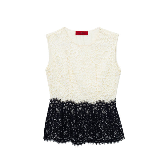 Regata Carolina Herrera em Renda Branca e Preta Tam. 32