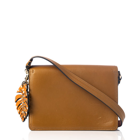 Bolsa Valentino Marrom c/ Pingente Folha