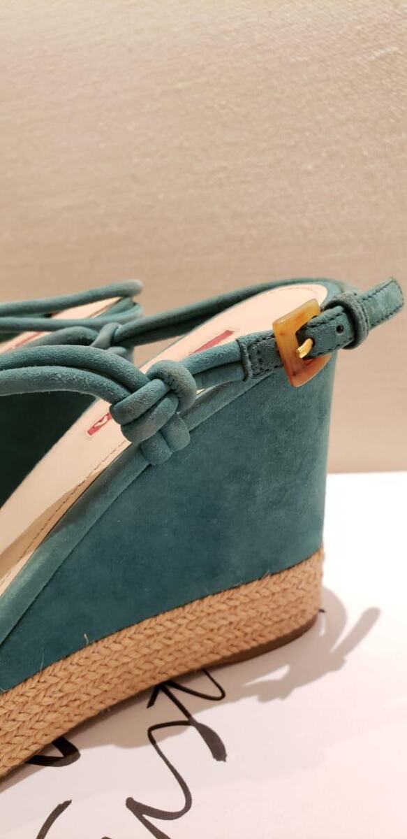 Sandália Prada Anabela Turquesa Tam. 38