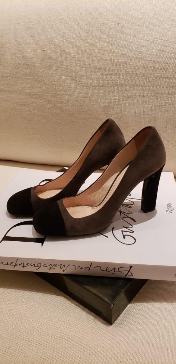 Sapato Prada Bicolor Camurça Tam. 40