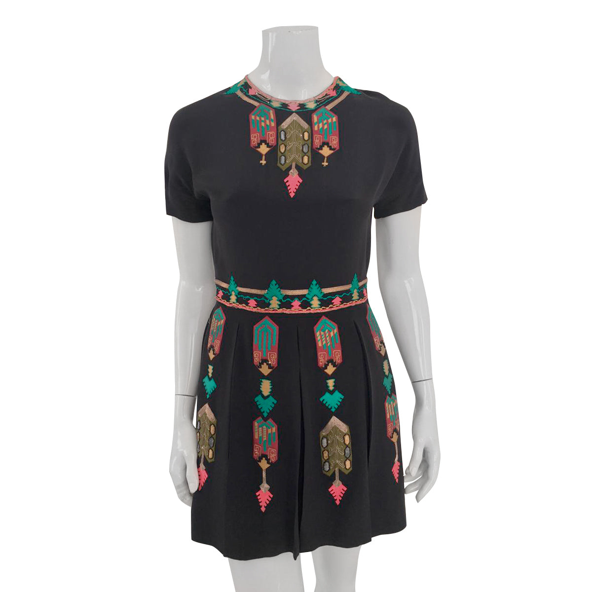 Vestido Valentino Preto Plissado com Bordado Tam. 42