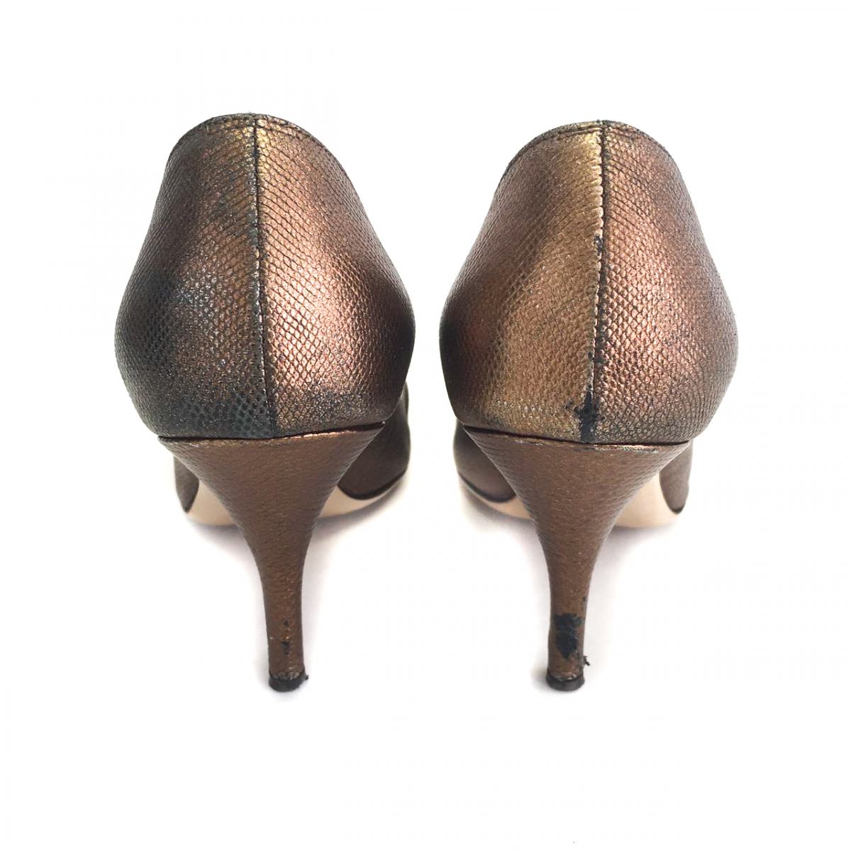 Sapato Salvatore Ferragamo Bronze Peep Toe Tam. 8