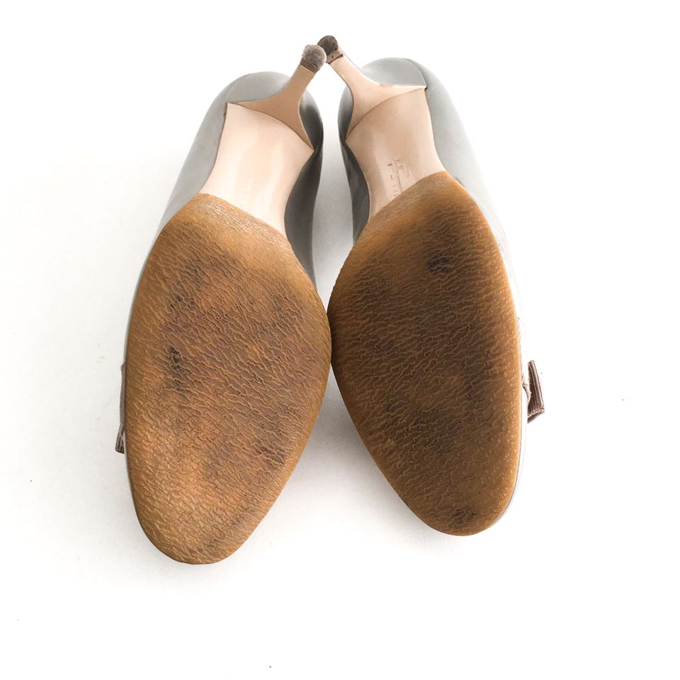 Sapato Ferragamo Prata Carla Bow Tam. 37 Br