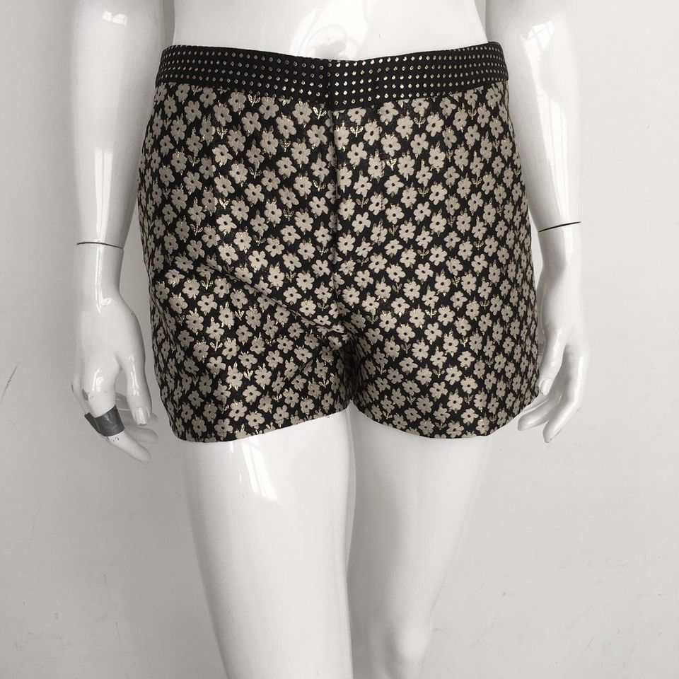 Shorts Red Valentino Preto Florido Tam. 40