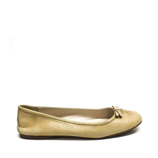 Sapatilha Prada couro bege Tam. 37