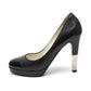 Scarpin Chanel Preto e Prata Tam. 39