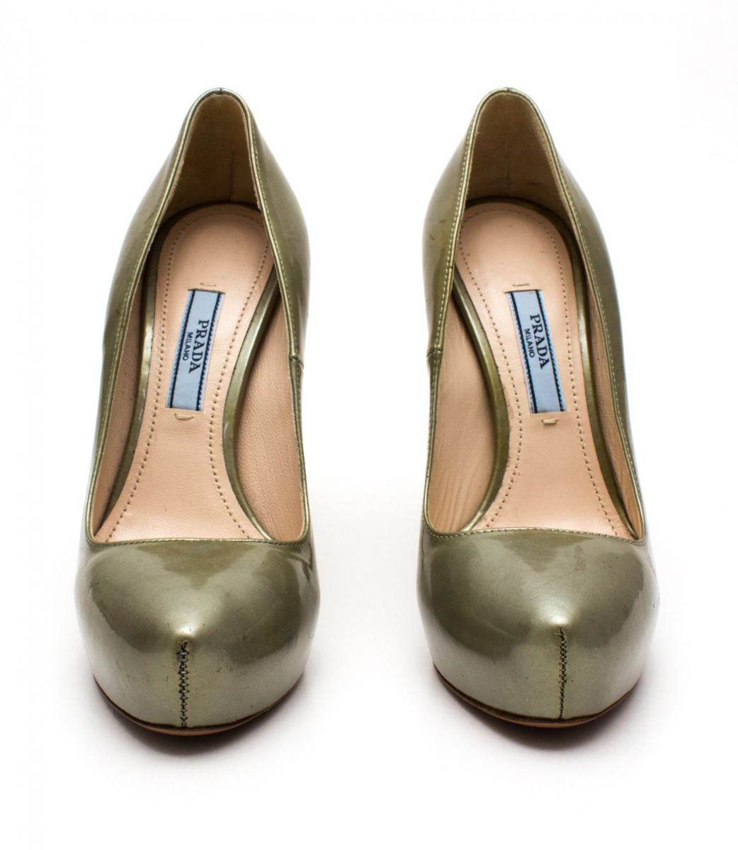 Sapato Prada Verde Verniz Tam. 35